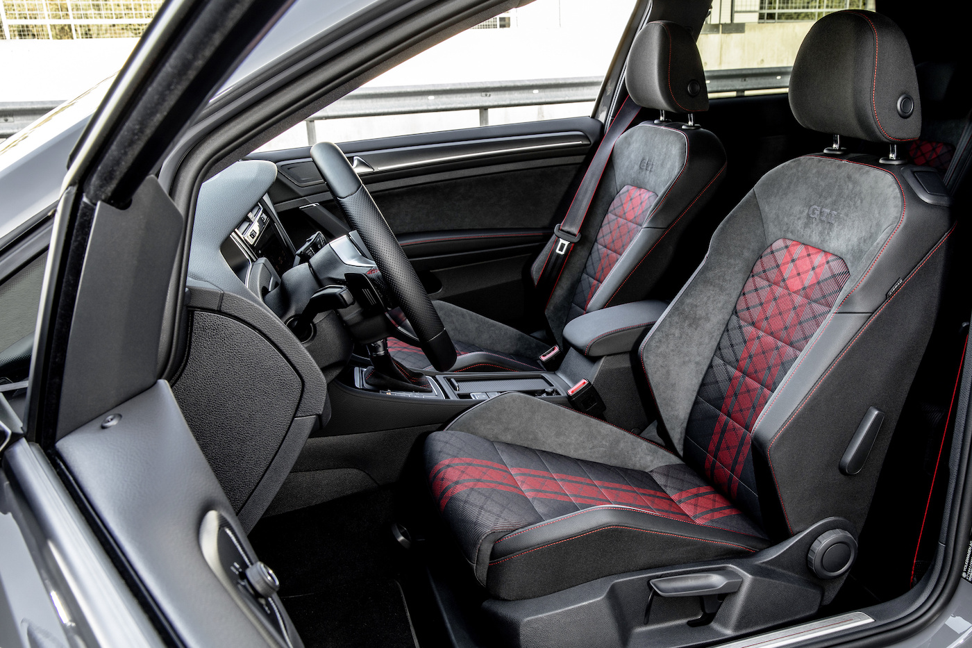 Volkswagen Golf GTI TCR Specia Edition seats